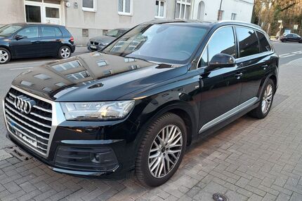 Audi Q7 84.000 km 39.900 &euro; Herne 44653