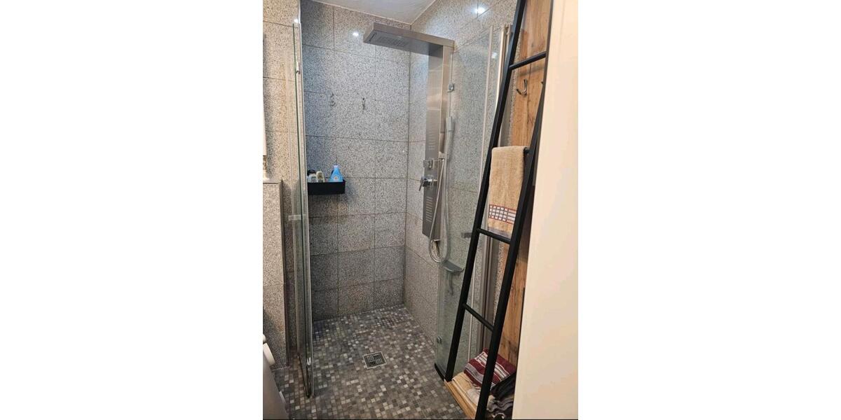 Erdgeschoßwohnung Wuppertal Arrenberg - 3 Zimmer, 82 m&sup2;, 250.000&euro; | Angebot:25961802