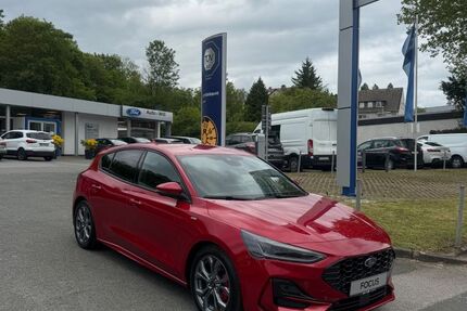 Ford Focus 2.200 km 24.978 &euro; Iserlohn 58636