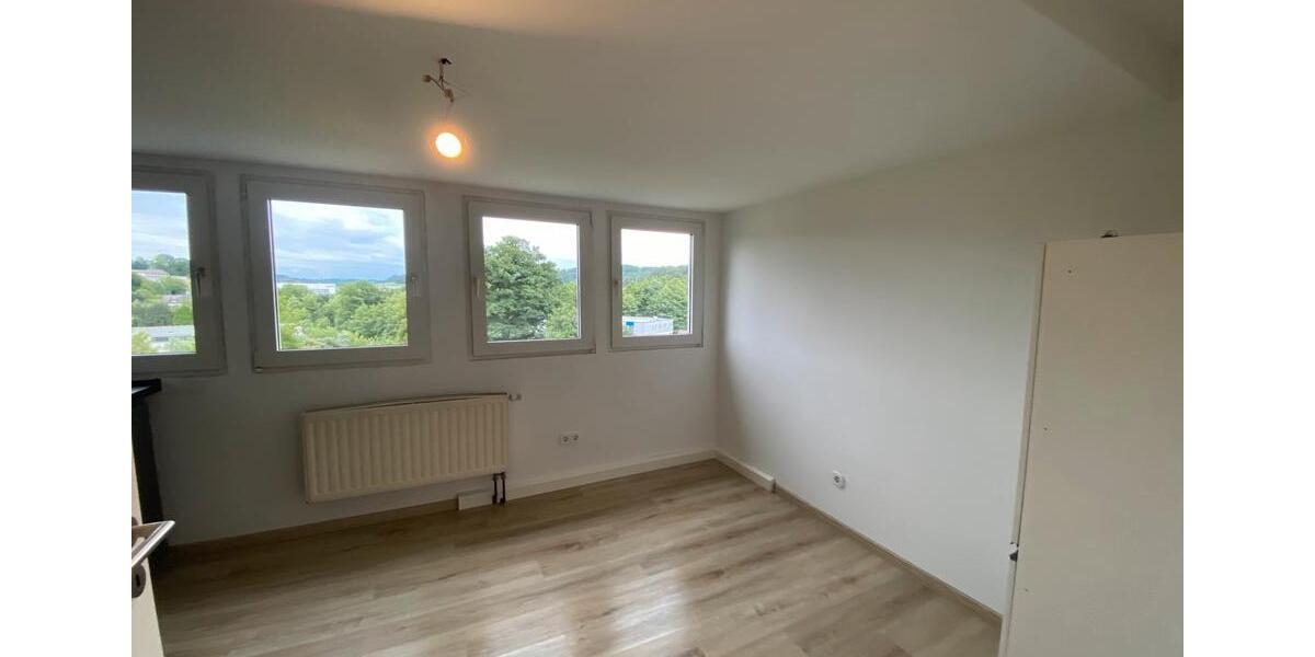 Dachgeschoßwohnung Halver - 3 Zimmer, 71 m&sup2;, 845&euro; | Angebot:26226661