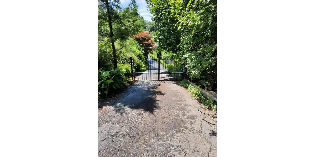 Einfamilienhaus Remscheid Remscheid-Süd - 10 Zimmer, 240 m&sup2;, 380.000&euro; | Angebot:25170386