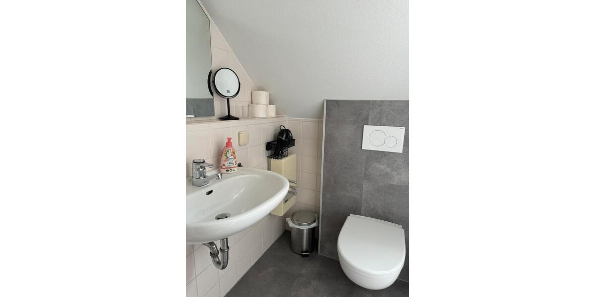 Dachgeschoßwohnung Wuppertal Elberfeld - 1 Zimmer, 39 m&sup2;, 600&euro; | Angebot:25995510