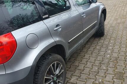 Skoda Yeti 100.450 km 10.050 &euro; Bochum 44892