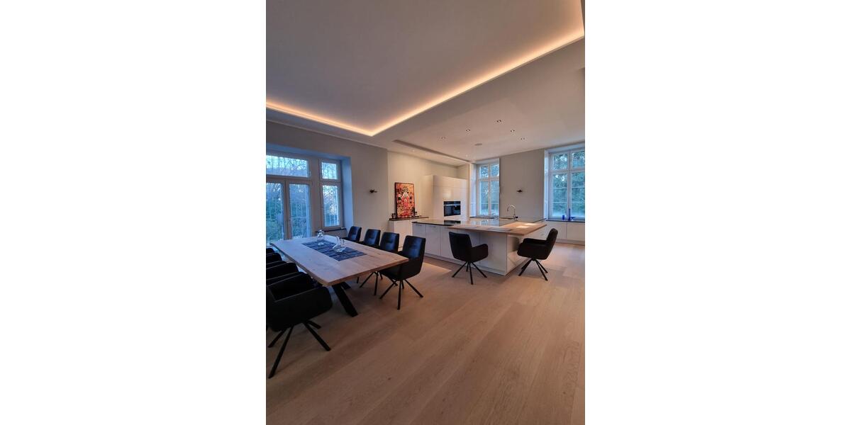 Erdgeschoßwohnung Wuppertal Gemarkung Langerfeld - 4 Zimmer, 200 m&sup2;, 3.000&euro; | Angebot:25394175