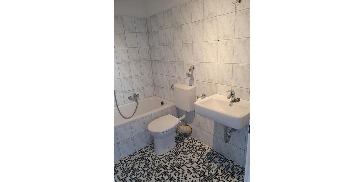 Etagenwohnung Wuppertal Lichtenplatz - 3 Zimmer, 72 m&sup2;, 670&euro; | Angebot:26539759