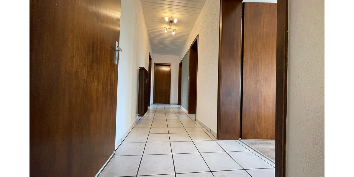 Einfamilienhaus Balve - 1 Zimmer, 243 m&sup2;, 450.000&euro; | Angebot:25703450