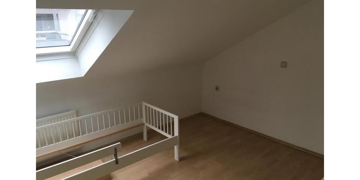 Dachgeschoßwohnung Dortmund - 4 Zimmer, 70 m&sup2;, 700&euro; | Angebot:25853053