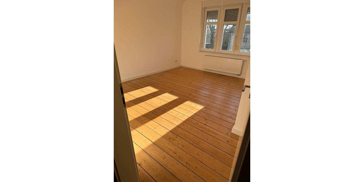 Einfamilienhaus Lüdenscheid - 5 Zimmer, 170 m&sup2;, 1.400&euro; | Angebot:24789227