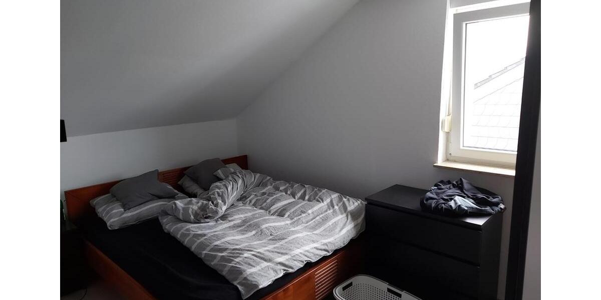 Dachgeschoßwohnung Waltrop - 2.5 Zimmer, 52 m&sup2;, 420&euro; | Angebot:26005021