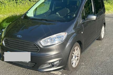 Ford Tourneo Courier 95.028 km 10.500 &euro; Kamen 59174