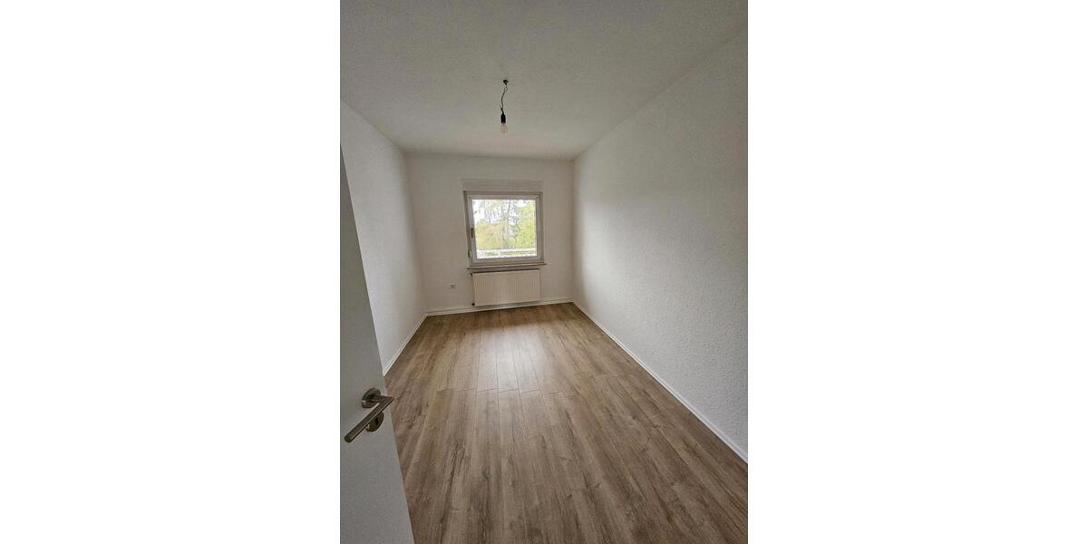 Etagenwohnung Bochum Querenburg - 3 Zimmer, 67 m&sup2;, 525&euro; | Angebot:25950804