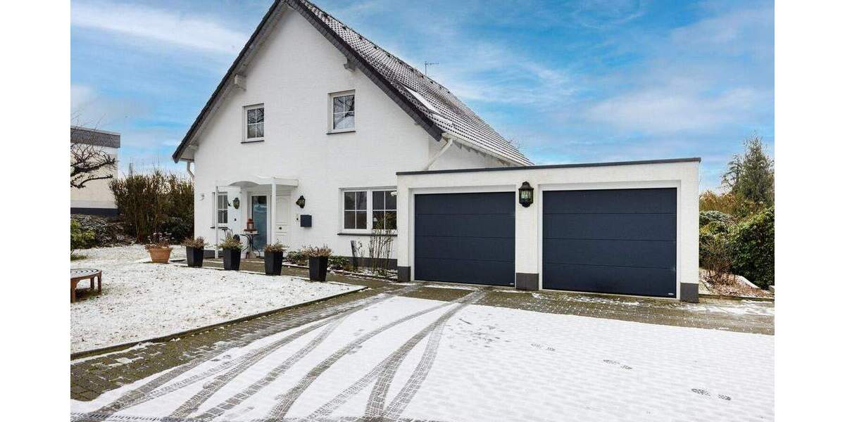 Einfamilienhaus Remscheid Lüttringhausen - 5 Zimmer, 148 m&sup2;, 550.000&euro; | Angebot:25693672