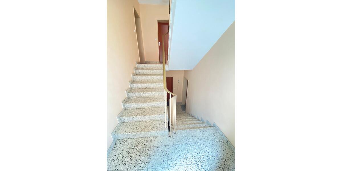 Etagenwohnung Remscheid Lüttringhausen - 1 Zimmer, 41 m&sup2;, 349&euro; | Angebot:26548258