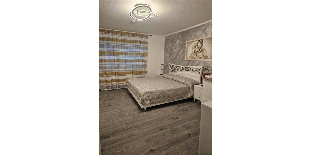 Erdgeschoßwohnung Wuppertal Arrenberg - 3 Zimmer, 82 m&sup2;, 250.000&euro; | Angebot:25961802