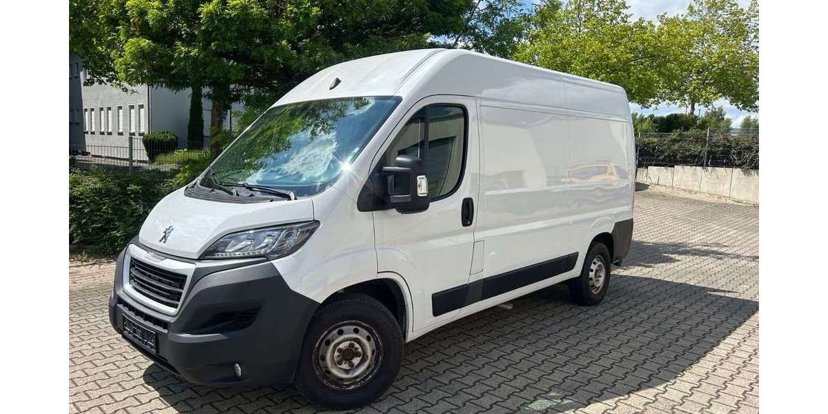 Peugeot Boxer 79.000 km 17.980 &euro; Dortmund 44269