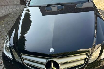 Mercedes-Benz E 220 129.200 km 15.900 &euro; Remscheid 42853