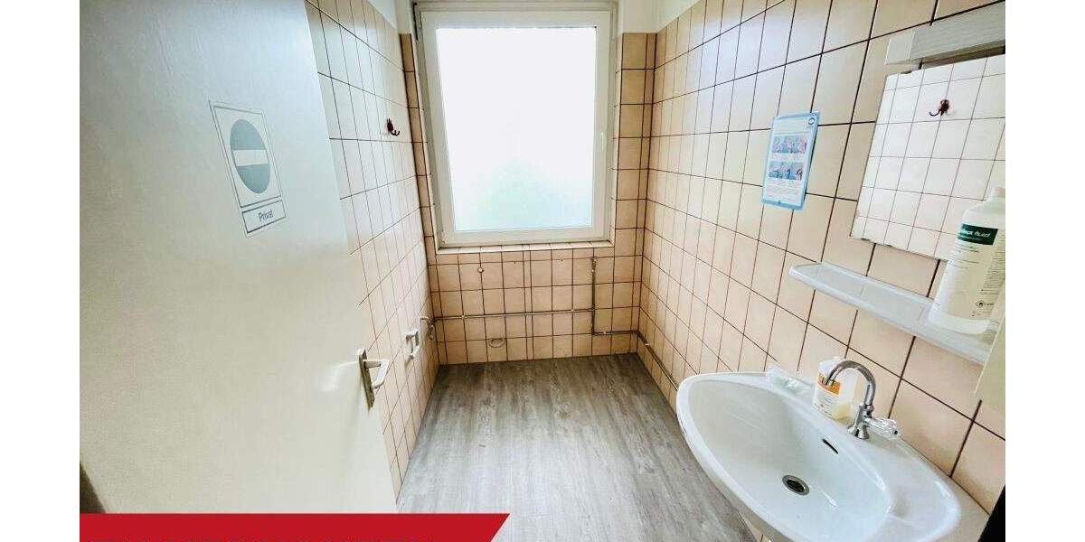 Gewerbeobjekt Neuenrade - 8 Zimmer, 223 m&sup2;, 89.000&euro; | Angebot:25862850