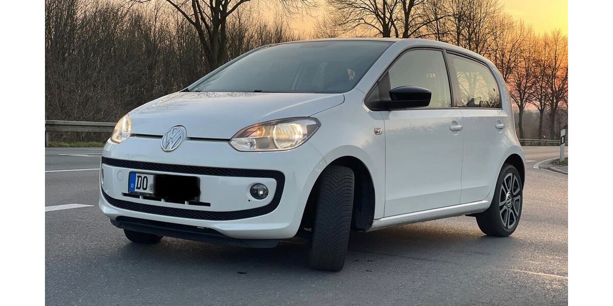 VW up! 142.695 km 5.555 &euro; Dortmund 44359