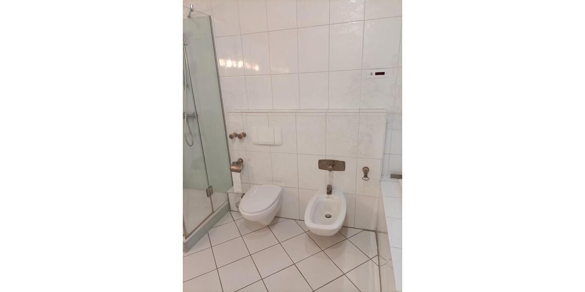 Erdgeschoßwohnung Hagen Hagen-Mitte - 3 Zimmer, 110 m&sup2;, 1.100&euro; | Angebot:26262938
