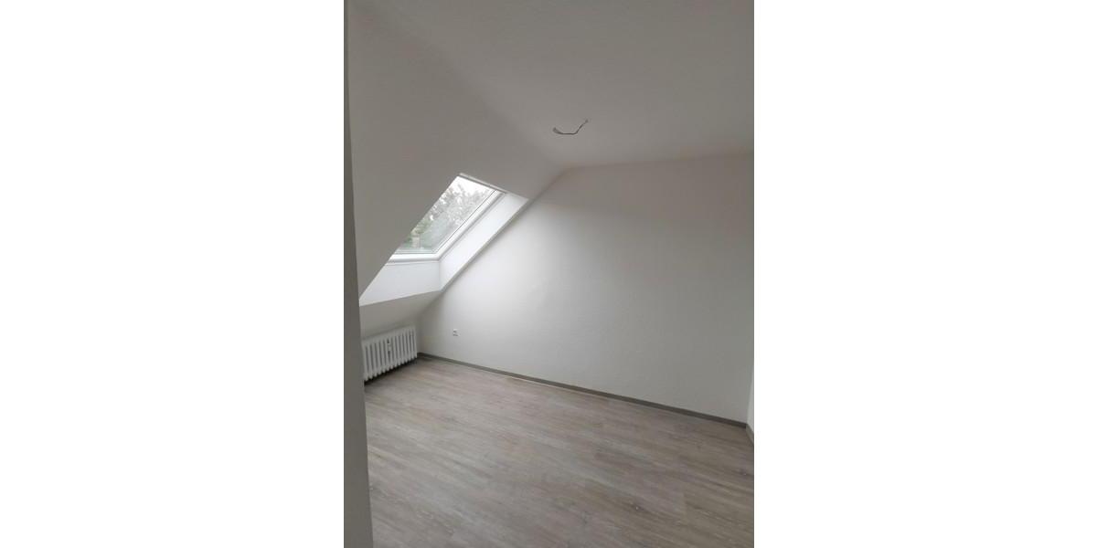 Dachgeschoßwohnung Wuppertal Gemarkung Langerfeld - 3 Zimmer, 71 m&sup2;, 518&euro; | Angebot:25924408