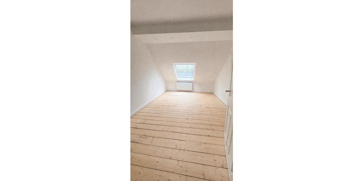 Maisonettenwohnung Wuppertal Brill - 5 Zimmer, 150 m&sup2;, 1.190&euro; | Angebot:25876003
