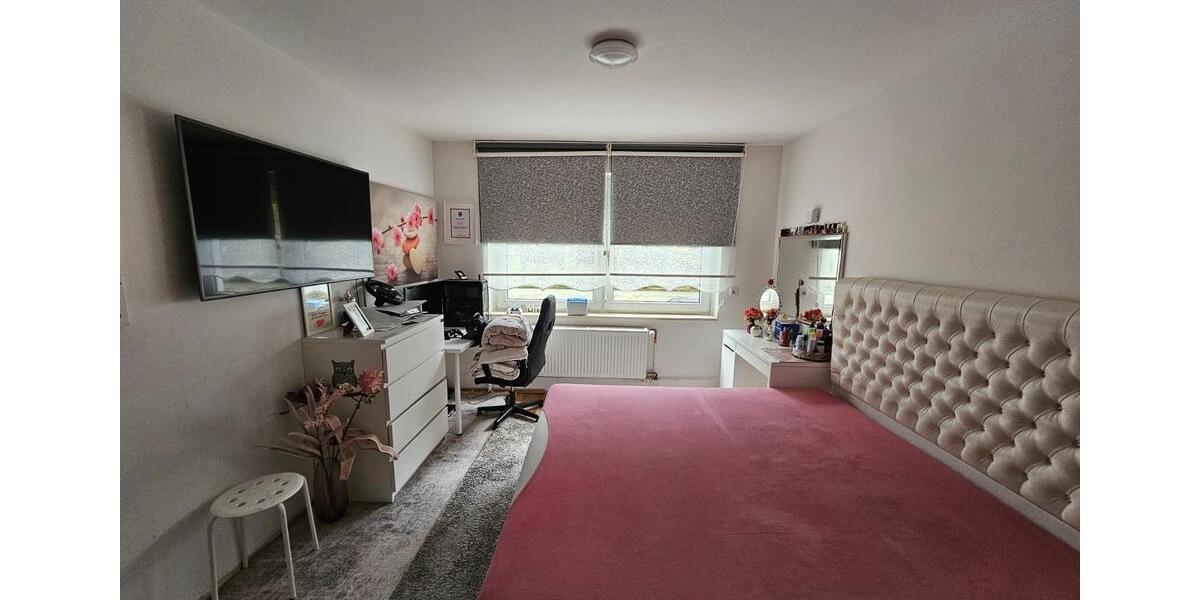 Hochparterre Wuppertal Barmen - 4 Zimmer, 92 m&sup2;, 220.000&euro; | Angebot:24836137