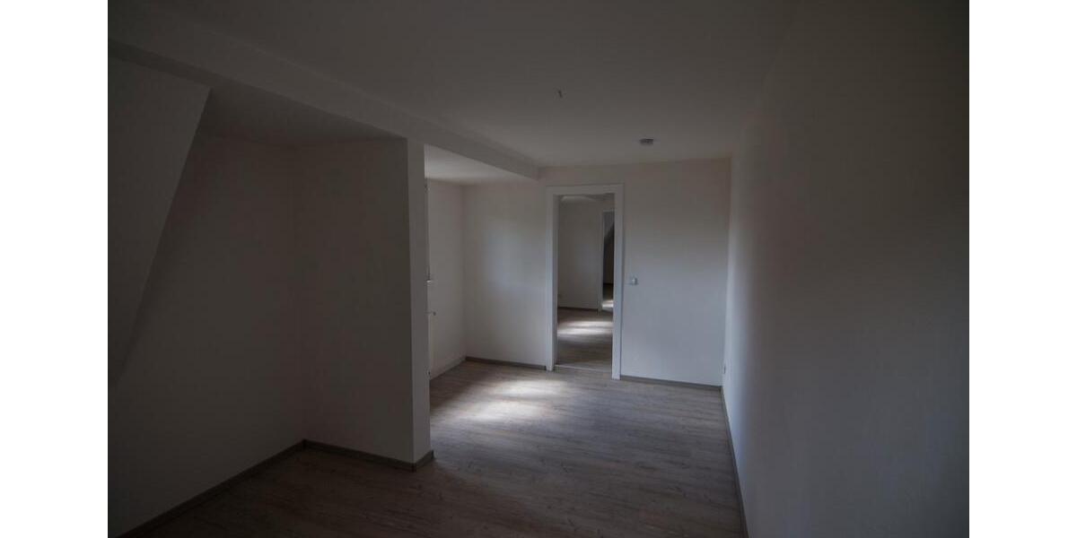 Einfamilienhaus Halver - 4.5 Zimmer, 98 m&sup2;, 850&euro; | Angebot:26696136