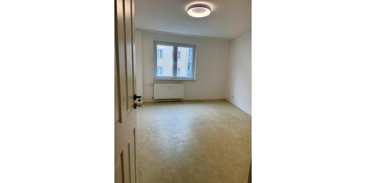 Etagenwohnung Remscheid - 1 Zimmer, 30 m&sup2;, 400&euro; | Angebot:24837935