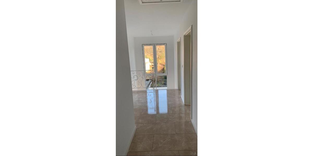 Einfamilienhaus Hückeswagen - 5 Zimmer, 300 m&sup2;, 719.000&euro; | Angebot:25992366