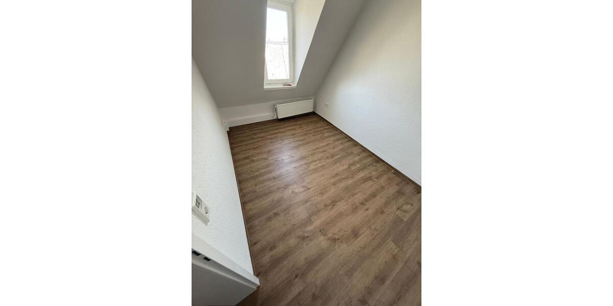 Dachgeschoßwohnung Herne - 2.5 Zimmer, 47 m&sup2;, 420&euro; | Angebot:25478934