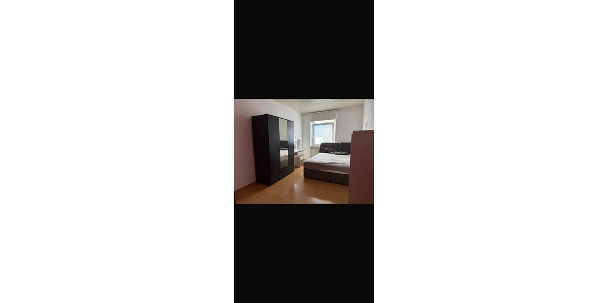 Etagenwohnung Wuppertal Elberfeld - 3 Zimmer, 90 m&sup2;, 960&euro; | Angebot:26697886