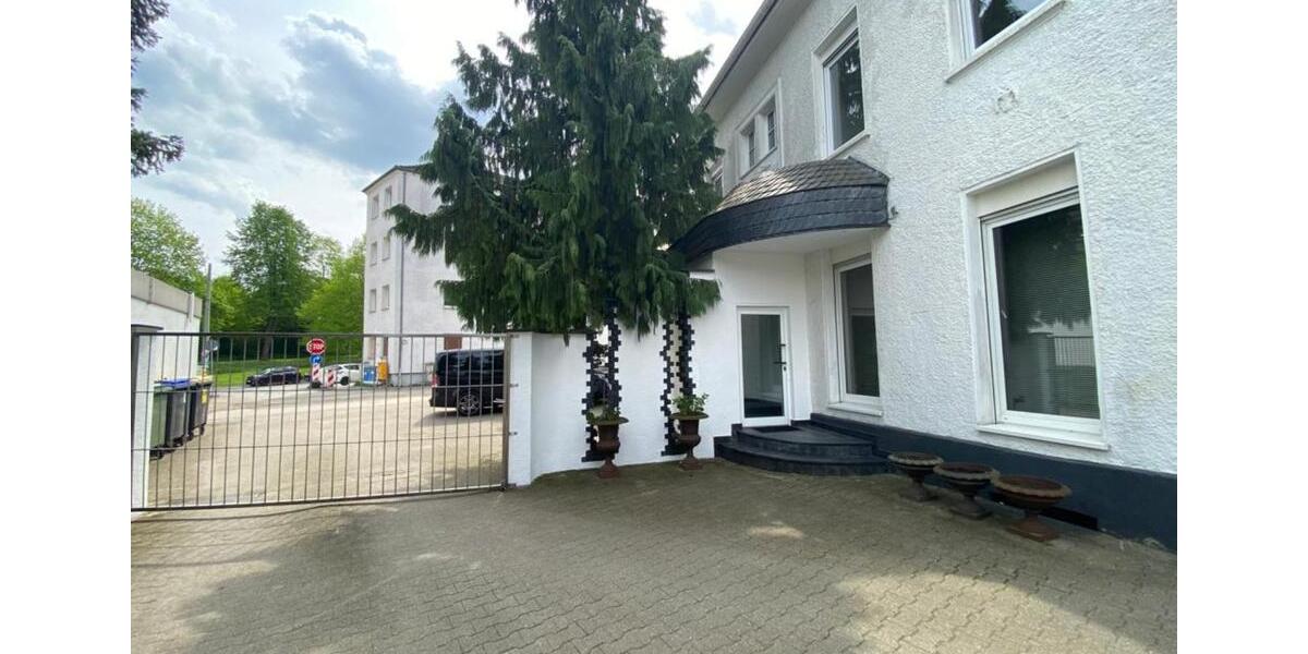 Erdgeschoßwohnung Gevelsberg - 6 Zimmer, 3.300&euro; | Angebot:23708112