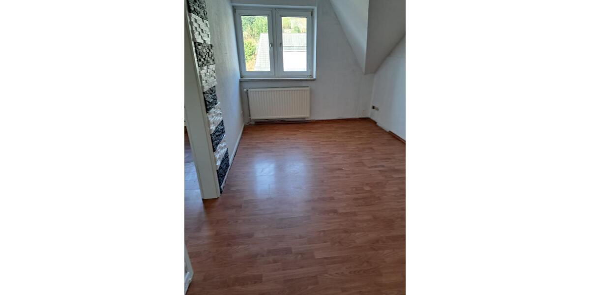 Etagenwohnung Lüdenscheid Brügge - 4 Zimmer, 92 m&sup2;, 480&euro; | Angebot:25406277