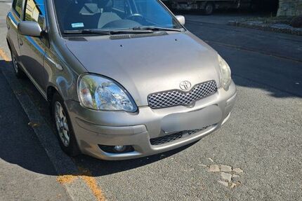 Toyota Yaris 237.000 km 1.300 &euro; Fröndenberg Ruhr 59730