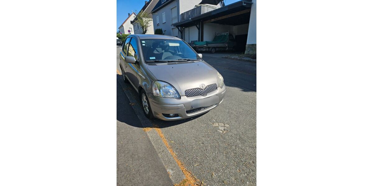 Toyota Yaris 237.000 km 1.300 &euro; Fröndenberg Ruhr 59730