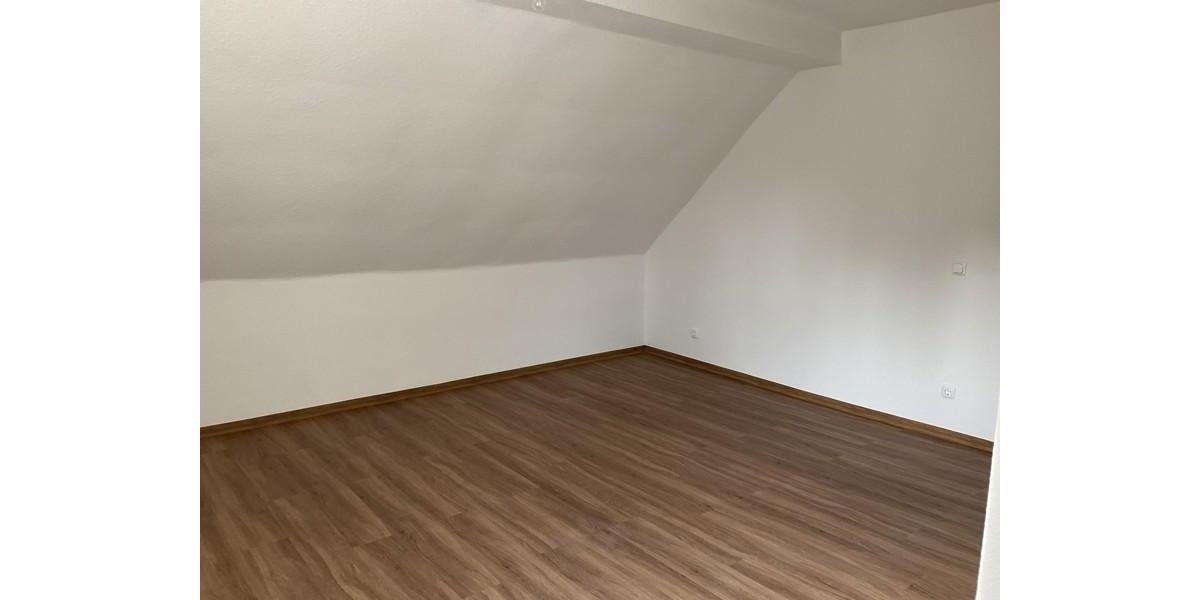 Dachgeschoßwohnung Hattingen - 2 Zimmer, 47 m&sup2;, 609&euro; | Angebot:23242773