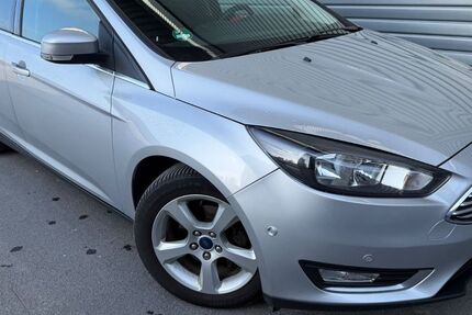 Ford Focus 134.000 km 9.300 &euro; Wuppertal 42285