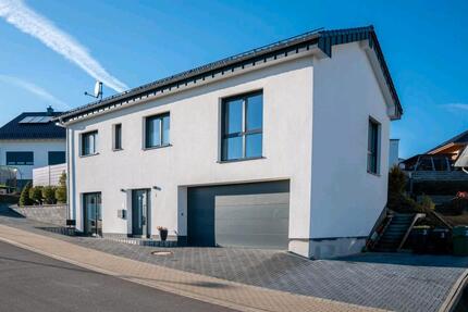 Haus Kierspe - 4 Zimmer, 133 m&sup2;, 530.000&euro; | Angebot:26522174