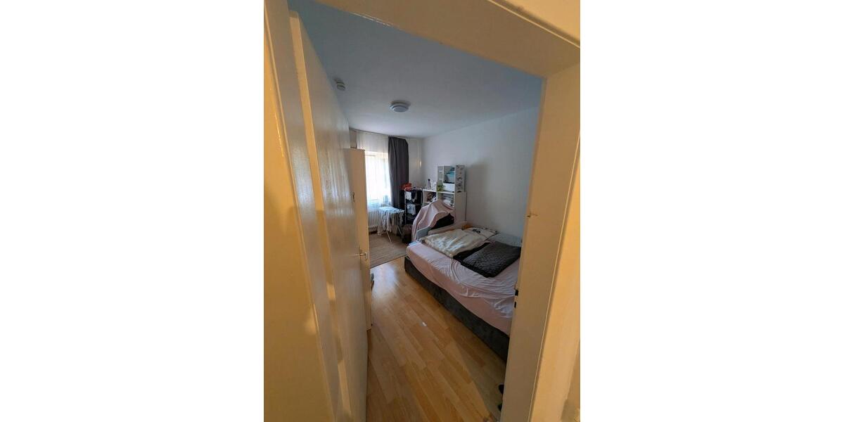 Etagenwohnung Remscheid - 3 Zimmer, 86 m&sup2;, 950&euro; | Angebot:27596173