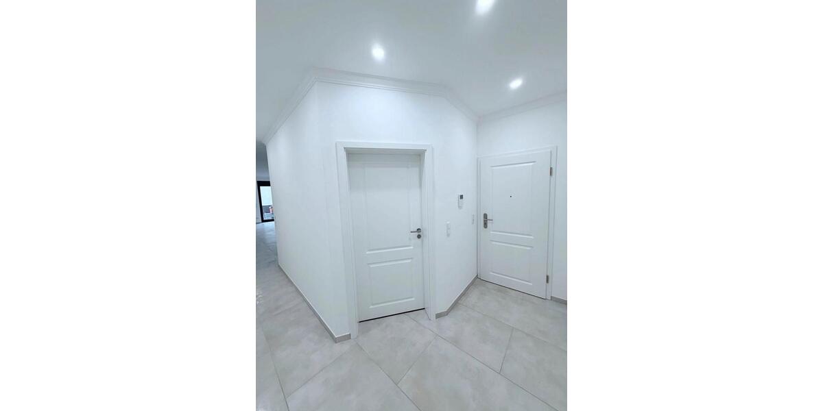 Erdgeschoßwohnung Wuppertal Elberfeld - 2 Zimmer, 82 m&sup2;, 850&euro; | Angebot:26025016