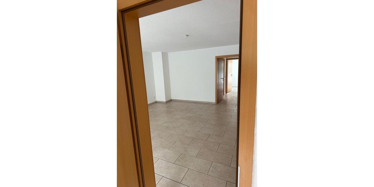 Hochparterre Witten Annen - 3.5 Zimmer, 81 m&sup2;, 885&euro; | Angebot:27609679