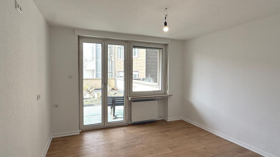 Etagenwohnung Wuppertal Elberfeld - 2 Zimmer, 78 m&sup2;, 610&euro; | Angebot:25884389