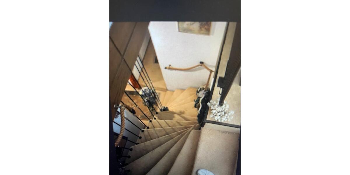 Mehrfamilienhaus, Wohnhaus Radevormwald - 6 Zimmer, 155 m&sup2;, 149.000&euro; | Angebot:26504735