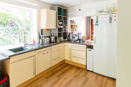 Haus Remscheid Reinshagen - 7 Zimmer, 240 m&sup2;, 440.000&euro; | Angebot:27661382