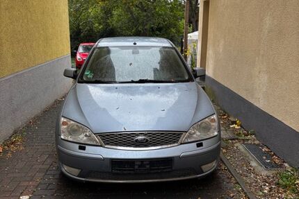Ford Mondeo 270.000 km 1.450 &euro; Bochum 44809