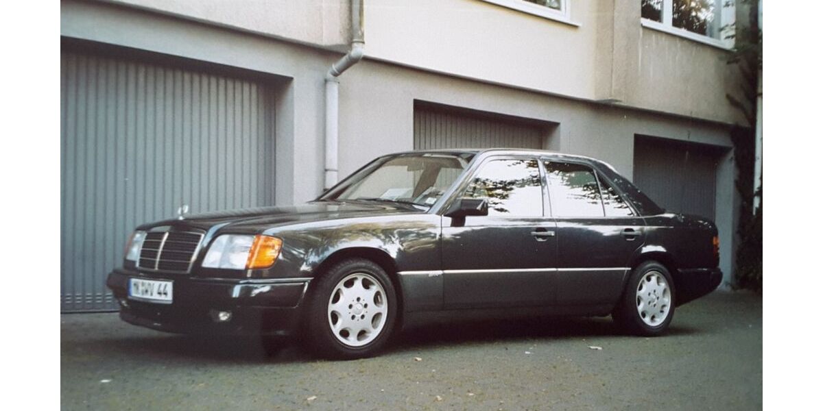 Mercedes-Benz 230 140.000 km 16.500 &euro; Lüdenscheid 58507