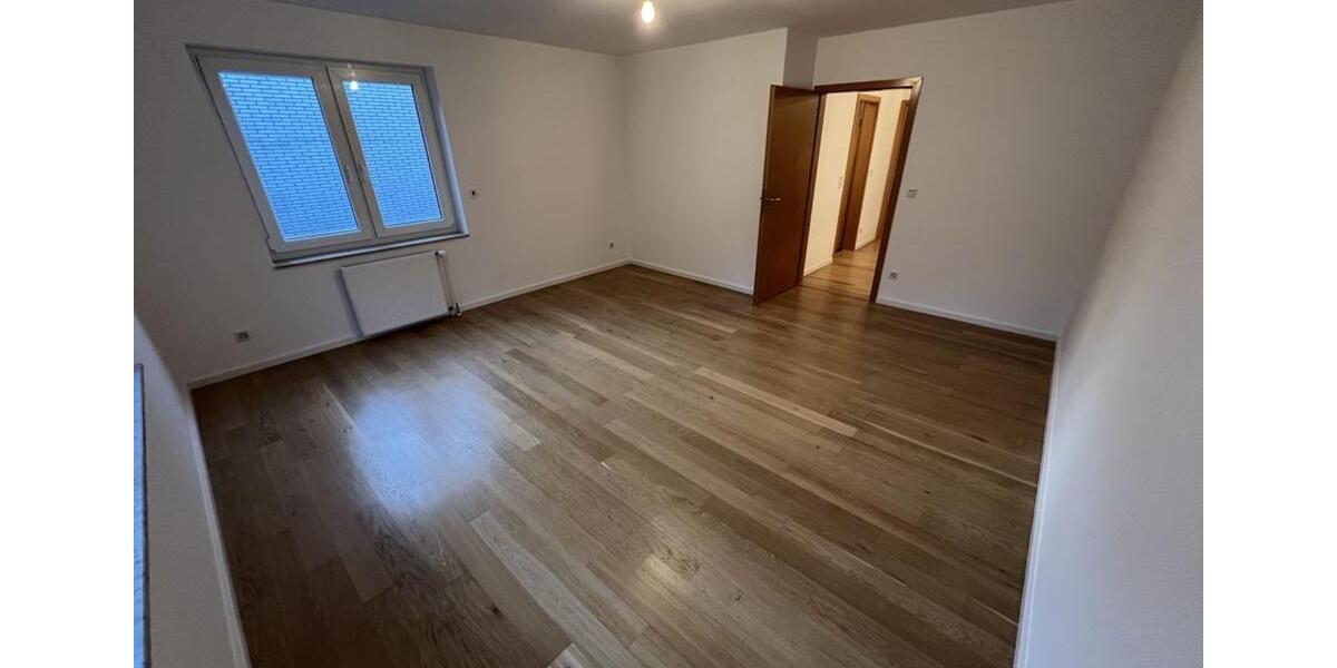 Doppelhaushälfte Dortmund Hombruch - 5 Zimmer, 185 m&sup2;, 2.500&euro; | Angebot:25245632