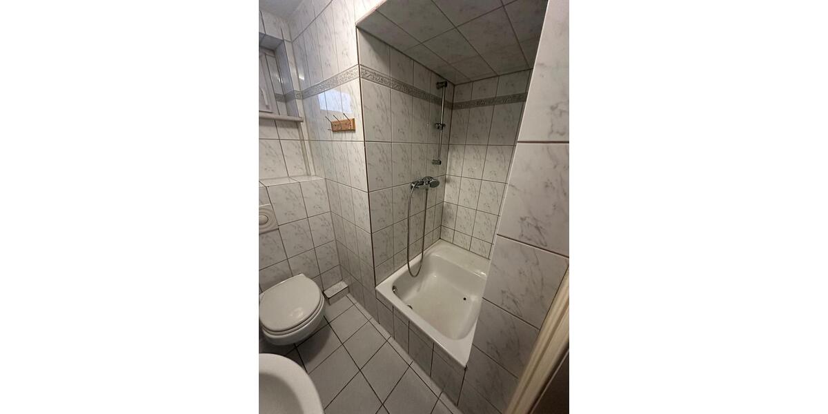 Erdgeschoßwohnung Schwelm - 1 Zimmer, 43 m&sup2;, 325&euro; | Angebot:25325493