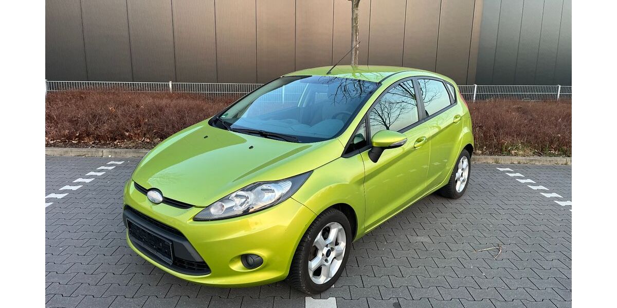 Ford Fiesta 245.000 km 1.950 &euro; Dortmund 44263