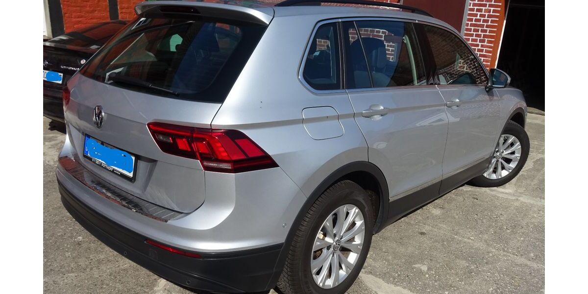 VW Tiguan 60.500 km 17.900 &euro; Dortmund 44388